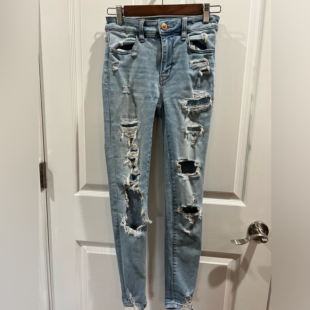 American Eagle Hi -Rise Jegging size 2